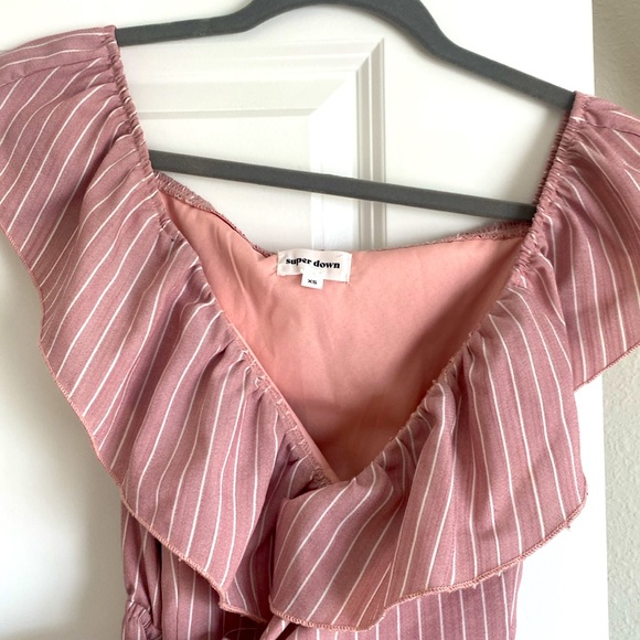 Ruffle romper - Picture 4 of 4